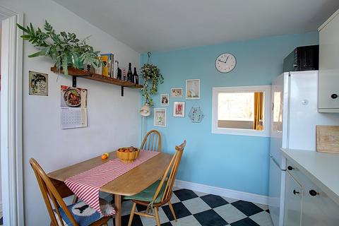 3 bedroom maisonette for sale, Fleet Road, Fleet GU51