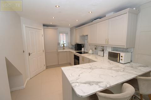 3 bedroom townhouse for sale, Edenhall Drive, Flixton