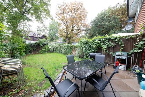 4 bedroom semi-detached house to rent, Bembridge Close, London NW6