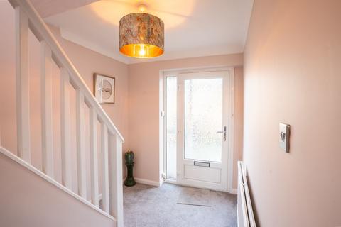 3 bedroom semi-detached house to rent, Heald Green SK8