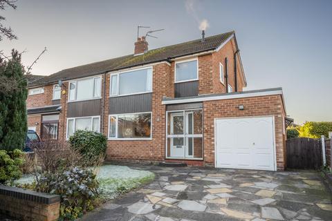 3 bedroom semi-detached house to rent, Heald Green SK8