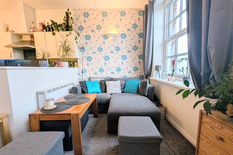 1 bedroom flat for sale, Springbank Court, Woodley