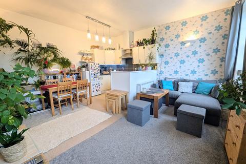 undefined, Springbank Court, Woodley