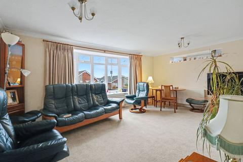 2 bedroom detached bungalow for sale, Morgan Road, Southampton SO30