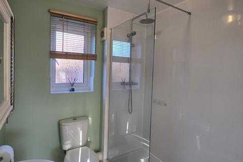 2 bedroom flat to rent, Saxon Gate, Hereford