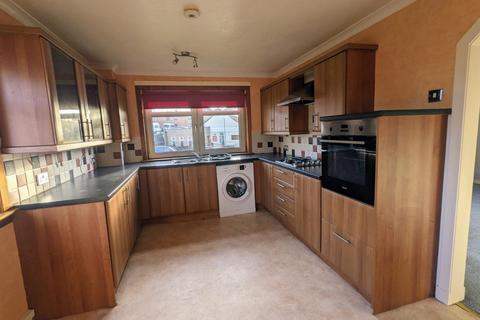 2 bedroom flat to rent, Field Street, Hamilton ML3