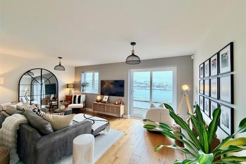 4 bedroom house for sale, Barton Road, Plymouth PL9