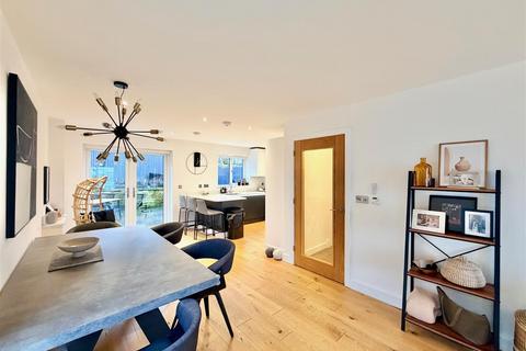 4 bedroom house for sale, Barton Road, Plymouth PL9