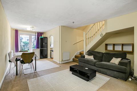 3 bedroom semi-detached house for sale, Westmacott Drive, Feltham, TW14