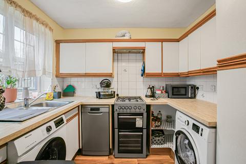 3 bedroom semi-detached house for sale, Westmacott Drive, Feltham, TW14