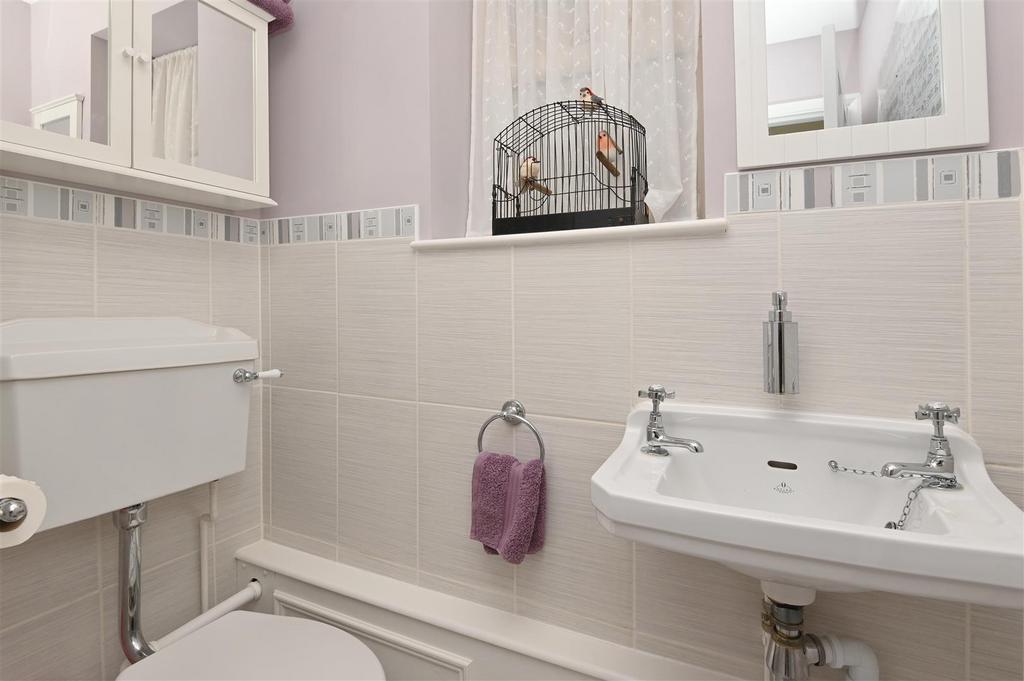 Downstairs WC.jpg