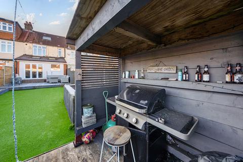4 bedroom terraced house for sale, Lewis Avenue, Gillingham, Kent