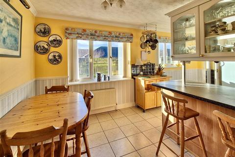 undefined, Gwendrona Close, Helston TR13