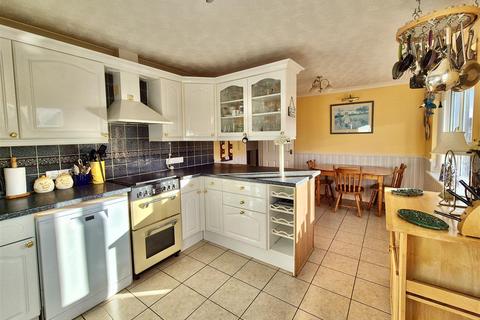 undefined, Gwendrona Close, Helston TR13
