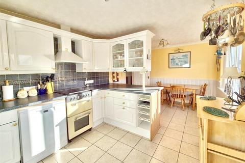 undefined, Gwendrona Close, Helston TR13