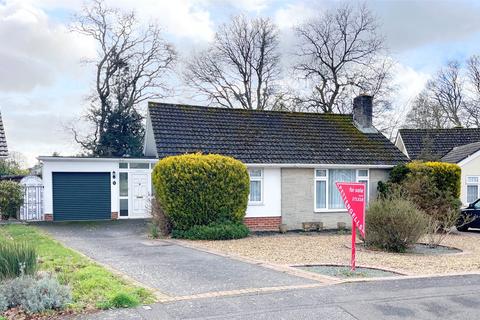 2 bedroom bungalow for sale, Dunbar Crescent, Highcliffe, Dorset, BH23