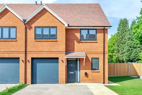 undefined, London Road, Hindhead GU26