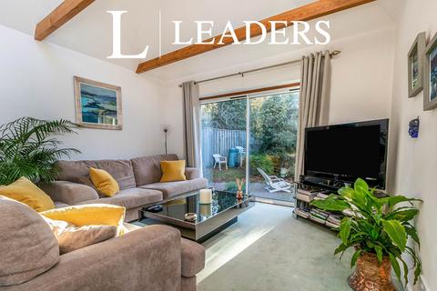 1 bedroom house to rent, Glenheadon Rise, Leatherhead, KT22
