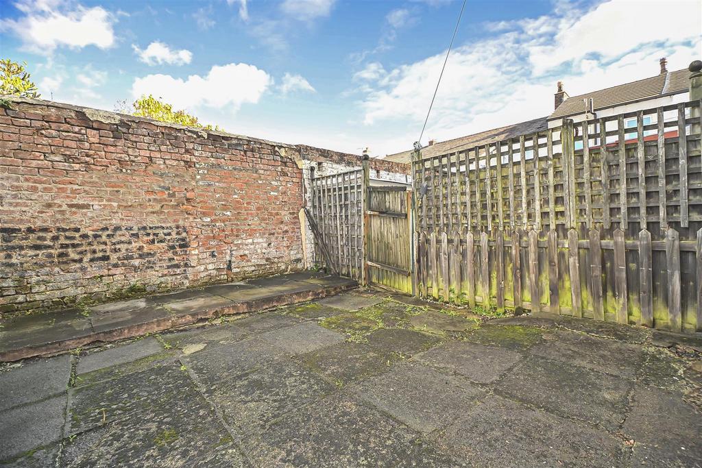10 Wakefield Street Garden (2).jpg