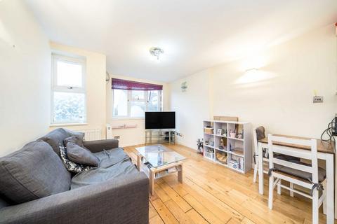 2 bedroom flat for sale, Queens Road, Teddington TW11