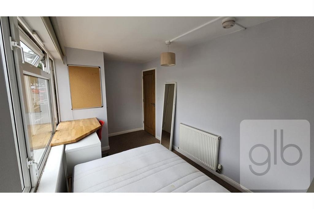 Bedroom 1.png