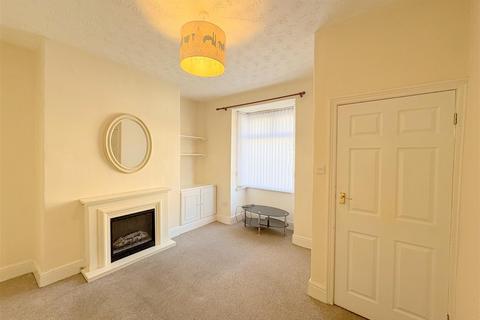 2 bedroom terraced house to rent, Harrison Terrace, Darlington