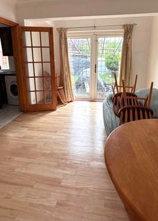 3 bedroom terraced house to rent - Ovesdon Avenue, Harrow HA2