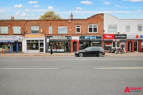 2 bedroom flat to rent, 56b London Road, Romford, Essex RM7 9QX