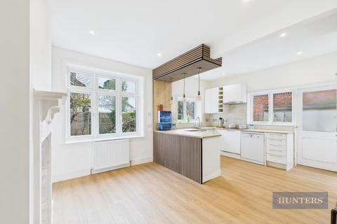 4 bedroom house to rent, Winchester Road, Southampton