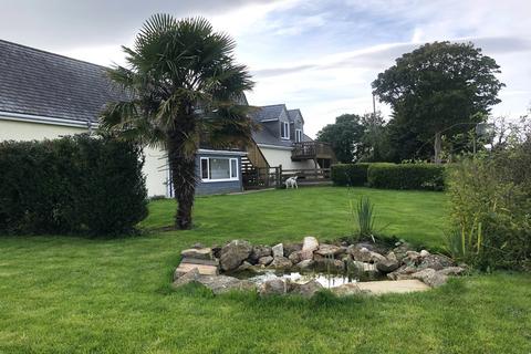 Studio to rent, Red Squirrel Apartment, Dulas, Ynys Mon
