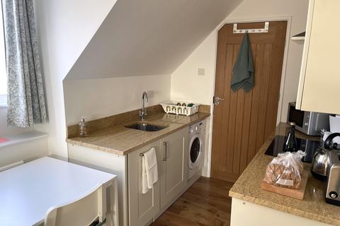 Studio to rent, Red Squirrel Apartment, Dulas, Ynys Mon