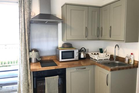 Studio to rent, Woodpecker studio apartment, Dulas