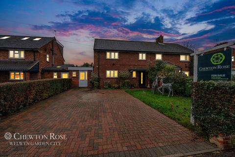 5 bedroom semi-detached house for sale, Manor Road, ST ALBANS