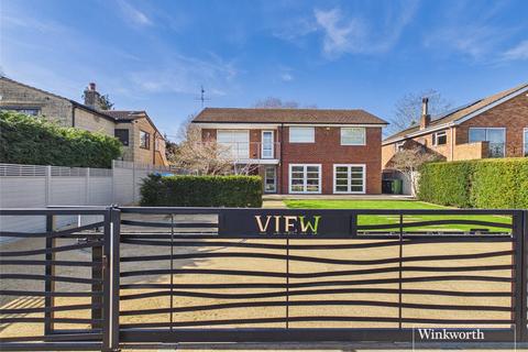 4 bedroom detached house for sale, River Gardens, Purley on Thames, Reading, Berkshire, RG8