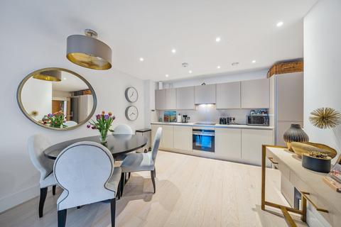 2 bedroom flat for sale, Archway Road, Highgate, London, N6