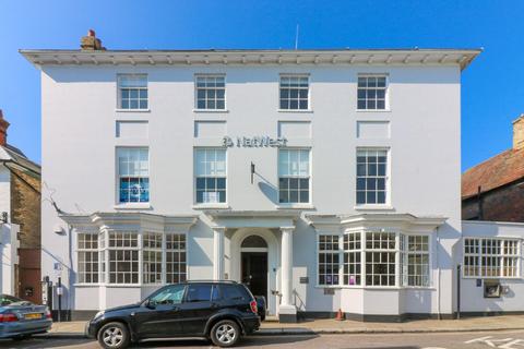 2 bedroom flat to rent, Market Street, Sandwich, Kent, CT13