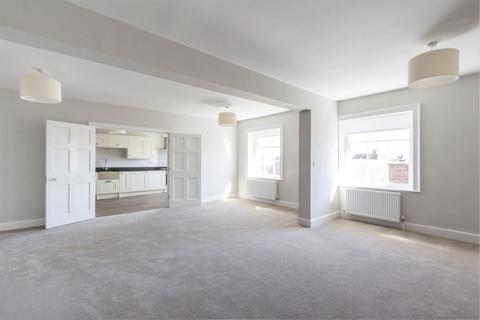 2 bedroom flat to rent, Market Street, Sandwich, Kent, CT13