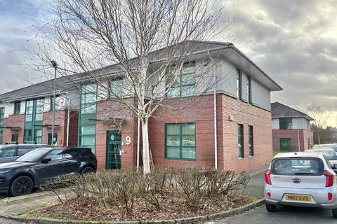 Office to rent, Salmon Fields Oldham OL2 6HT