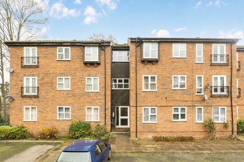 2 bedroom flat for sale, Monarch Mews, London SW16