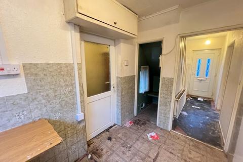 3 bedroom semi-detached house for sale, 13 Droitwich Close, Silverdale, Newcastle, ST5 6RA