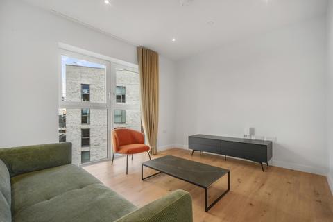 4 bedroom flat to rent, 161 Evelyn Street London SE8