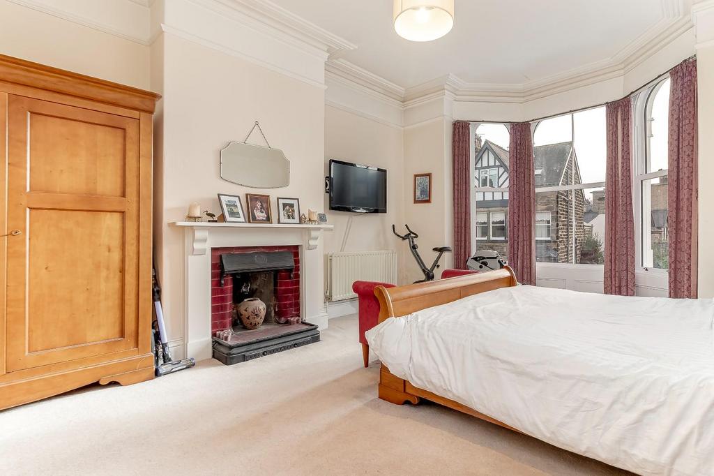 Master Bedroom.jpg