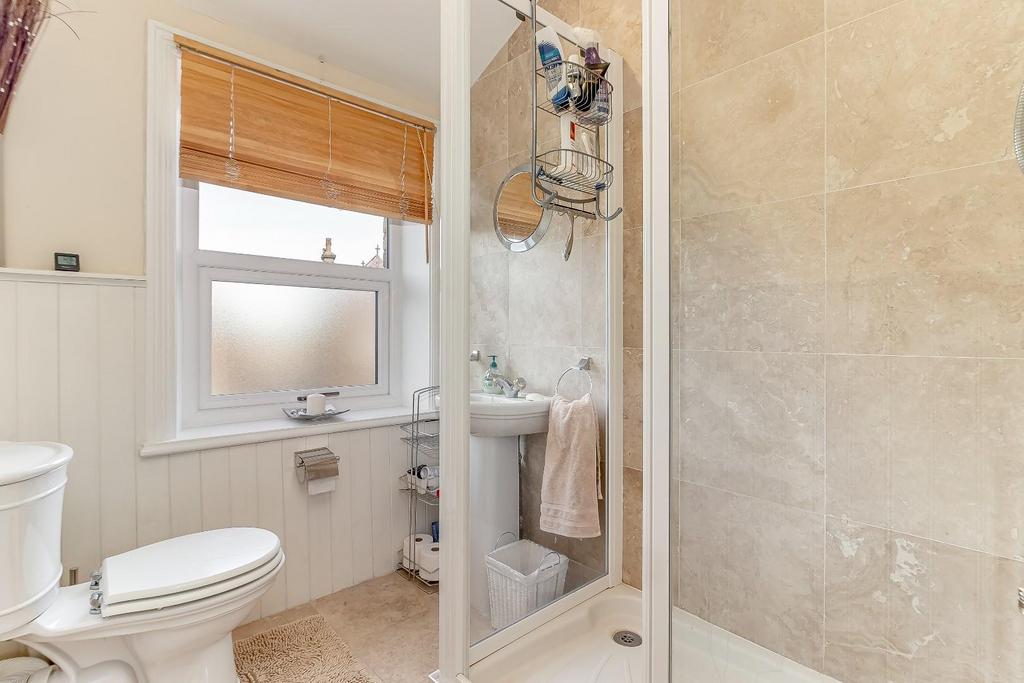 Shower Room.jpg