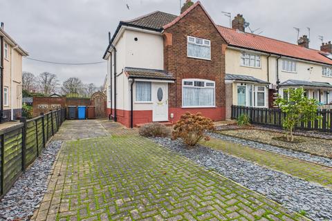3 bedroom end of terrace house for sale, Ellerburn Avenue,  Hull, HU6