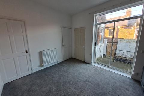 2 bedroom terraced house to rent, Shildon  DL4