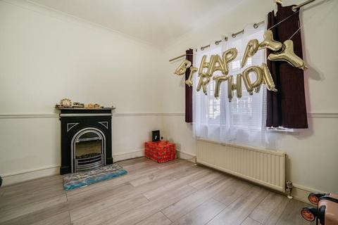 3 bedroom townhouse for sale, Winifred Street,  Old Town,  Swindon,  SN3