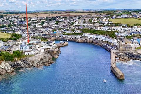 undefined, Beacon Road, Porthleven TR13