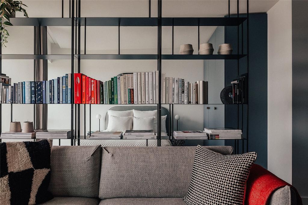 Studio Show Home