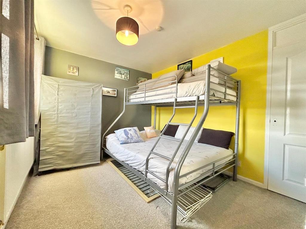 Bedroom 2.jpg