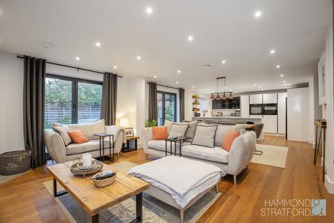 4 bedroom detached house for sale, Kingston Square, Norwich
